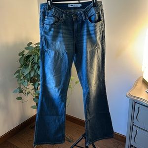 Levi’s 518 bootcut jeans